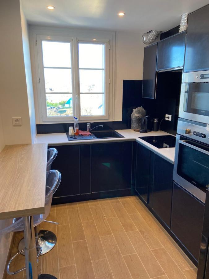 Au Bonheur Des Damiettes Lägenhet Montluçon Exteriör bild